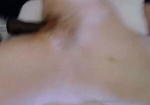 Cute amateur webcam teen girl toying pussy on webcam