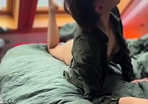 Cute brunette in hardcore pussy rubbing and toying