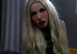 Squirting Lesbians - Aiden Ashley And Kenzie Reeves