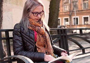 Amateur blonde girlfriend homemade blowjob and handjob