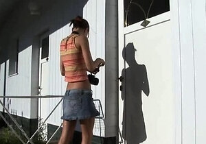 Amateur teen outdoor blowjob