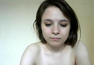 Amateur Webcam Teen Masturbates And Teases