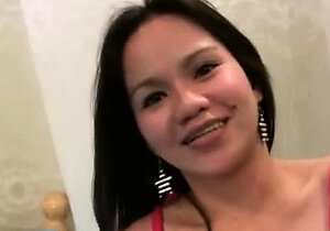Philipina Girl Isa From Davao City Fucks Fat Penis