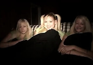 Amateur blonde teen handles threesome fuck