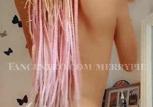 Small titted babe toys her pussy on webcam