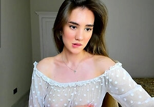 Amateur busty webcam teen babe