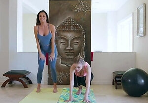 [Hustler] - Lesbian Yoga - Alla Minx