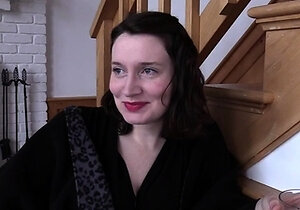 Bettie Bondage – Inheriting The Family Titty Bar