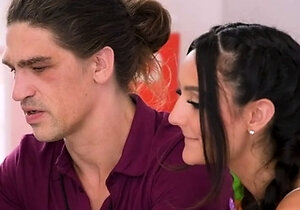 [CaughtMyCoach] Eliza Ibarra (The Perfect Warmup)