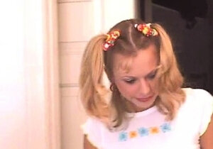 Real amateur college coed teens blowjob cumshot