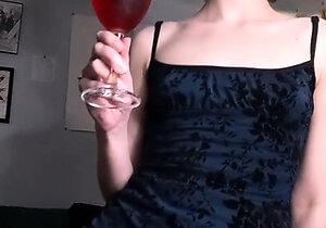 Small titted babe toys her pussy on webcam