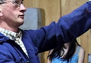 Fixing It - Scott And Kattie Gold