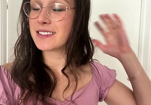 Cute blonde amateur webcam teen masturbating