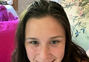 AMATEUR BRUNETTE TEEN NATURAL TIT CAUGHT MASTURBATINg CHEAT